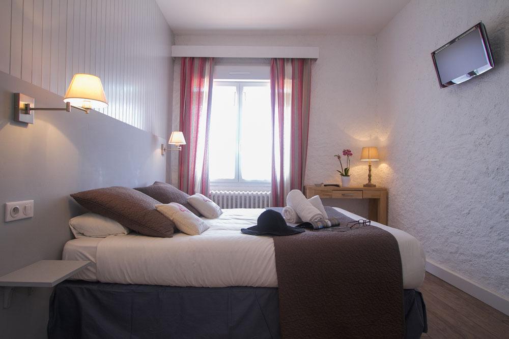 Hotel Le Vert Bois Dolus-d'Oleron Exterior photo