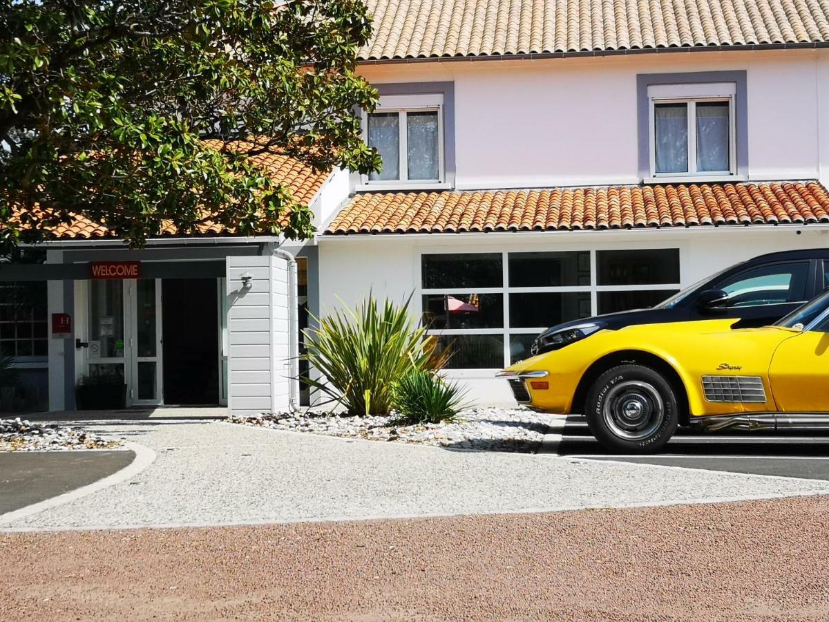 Hotel Le Vert Bois Dolus-d'Oleron Exterior photo