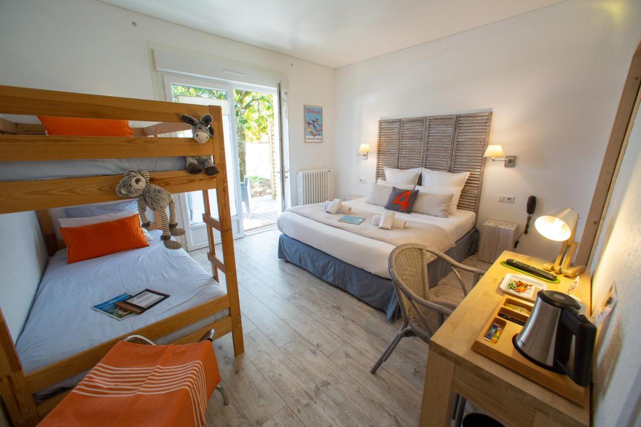 Hotel Le Vert Bois Dolus-d'Oleron Exterior photo
